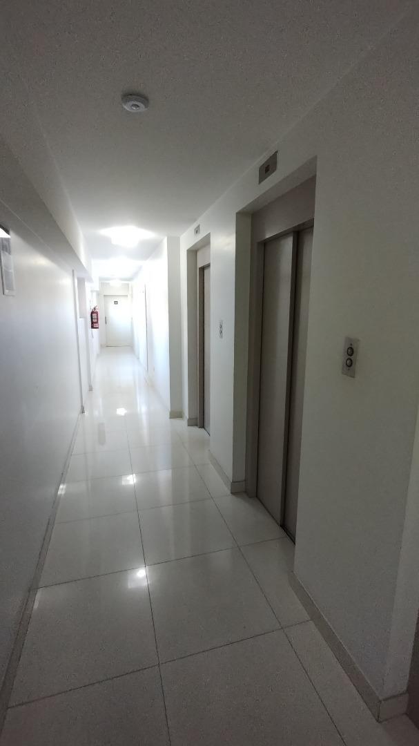 Departamento 4 ambientes con 3 baños