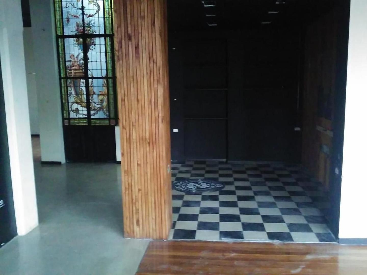 Local - Alquiler - Argentina, Capital Federal - GURRUCHAGA 1700