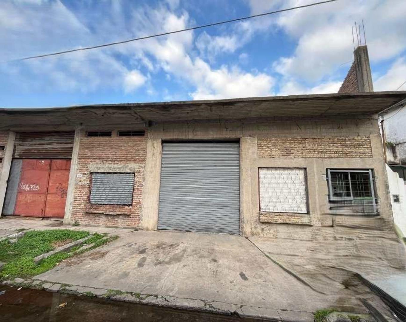 GALPON ROQUE PEREZ AL 300 VILLA DOMINICO