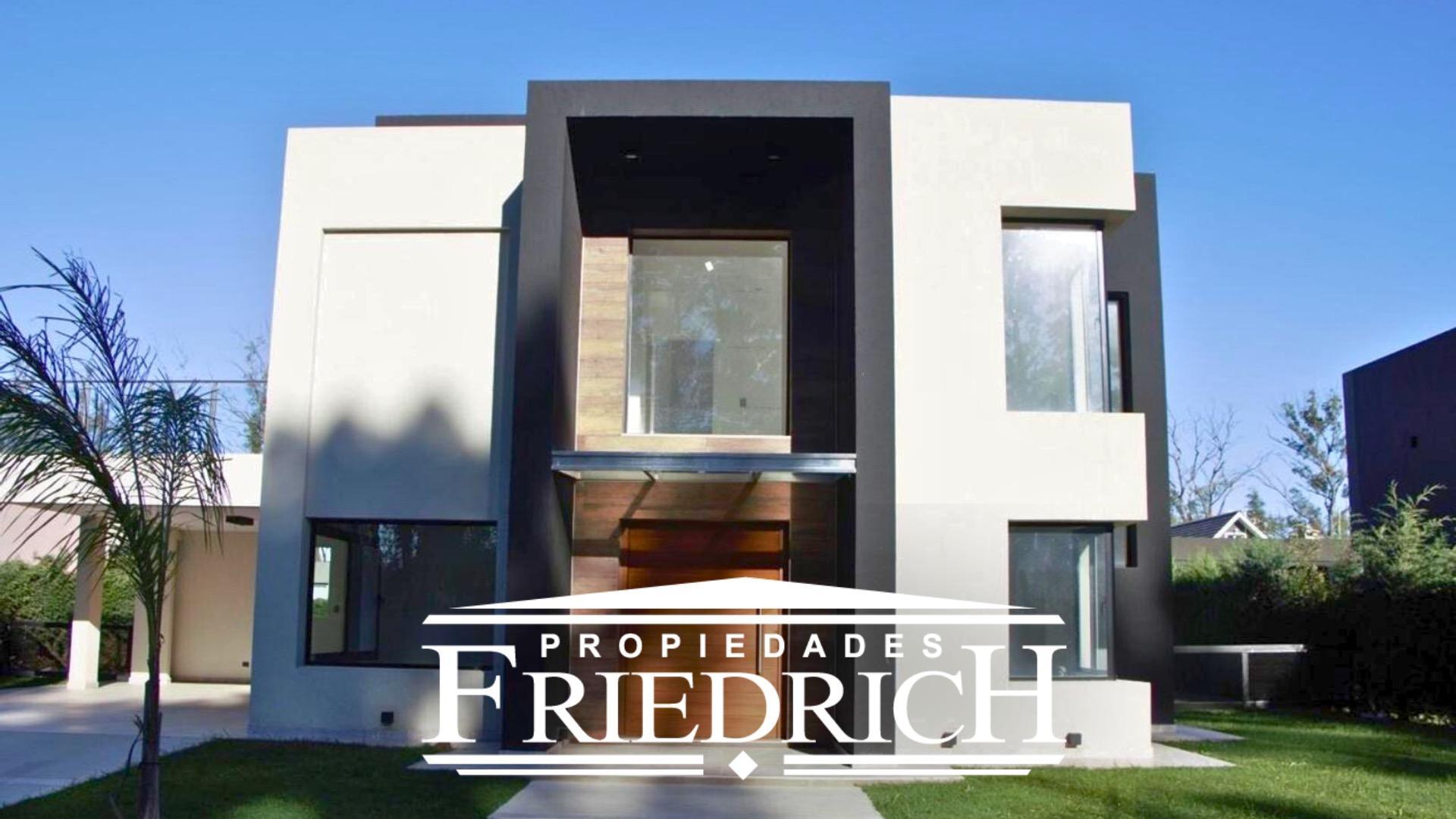 CASA EN VENTA BARRIO CERRADO ASTORGA