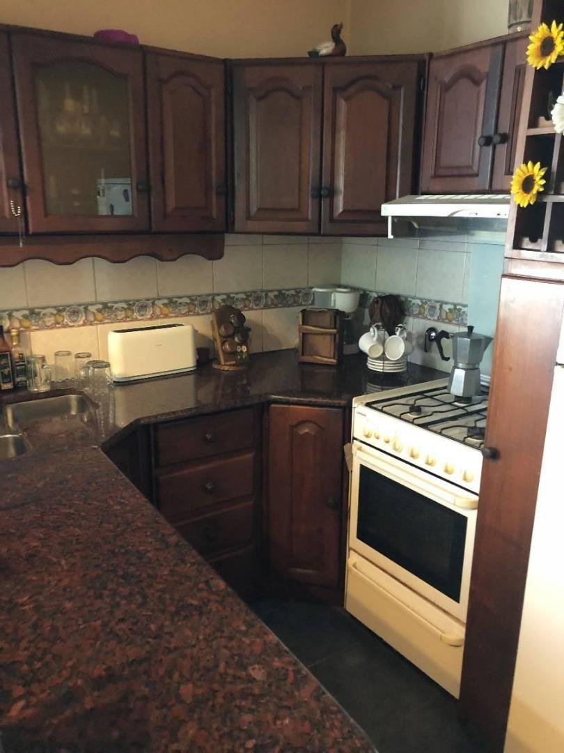 Casa en Venta 4 Ambientes Banfield