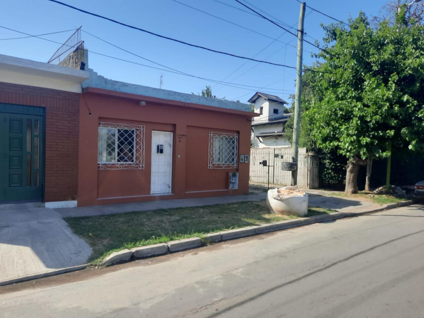 Oportunidad Inversores 3 Casas Tipo Ph en Adolfo Sordeaux