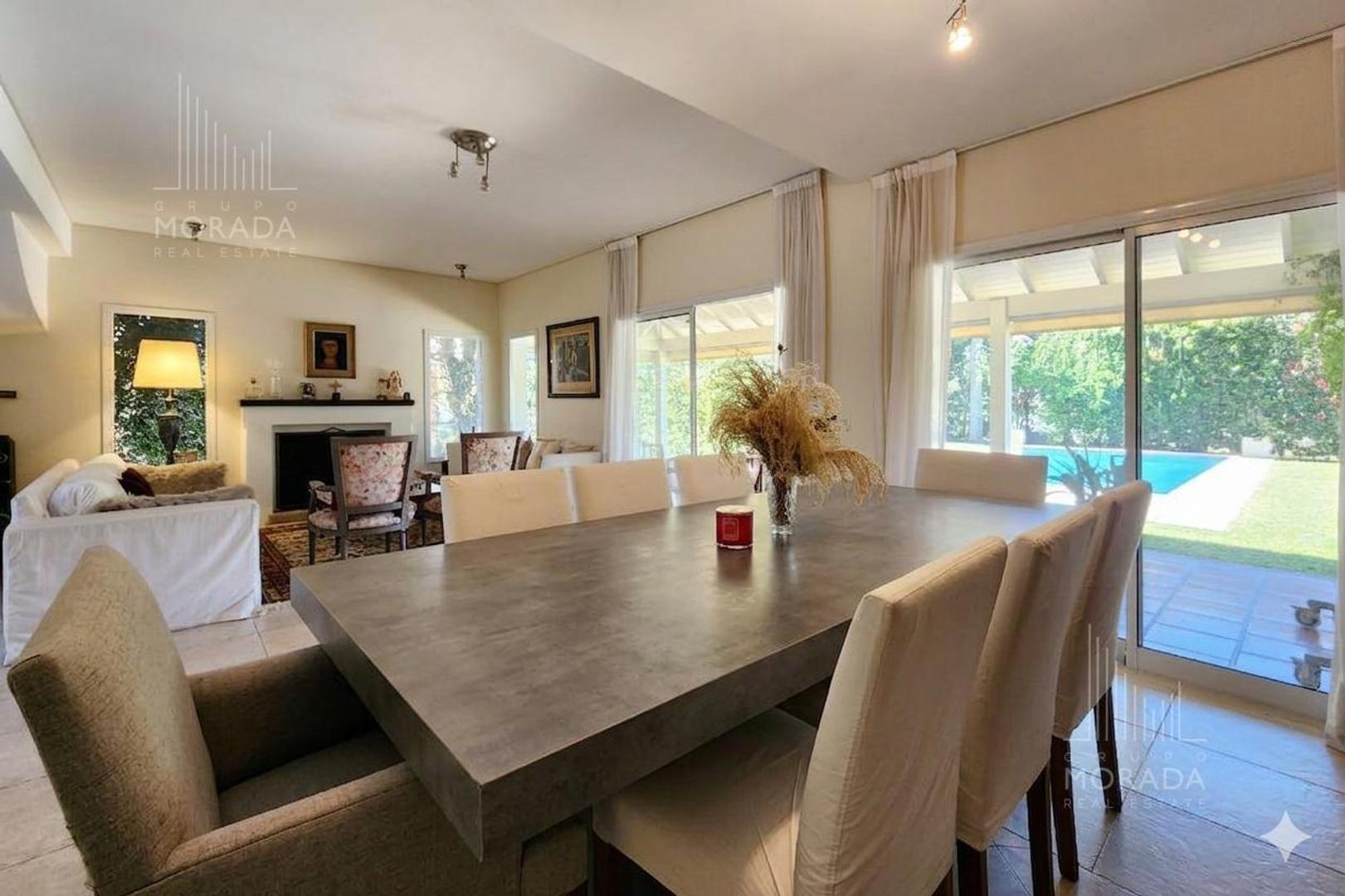 Casa 7 ambientes con 4 baños