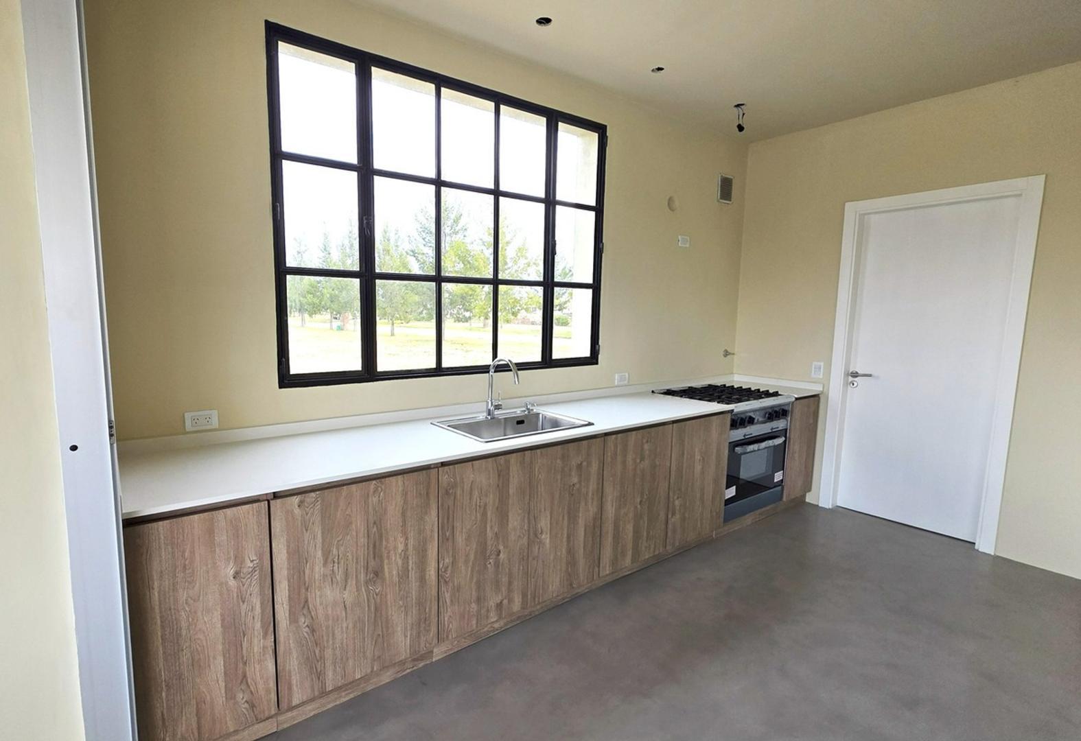 Casa a estrenar en El Naudir, Escobar