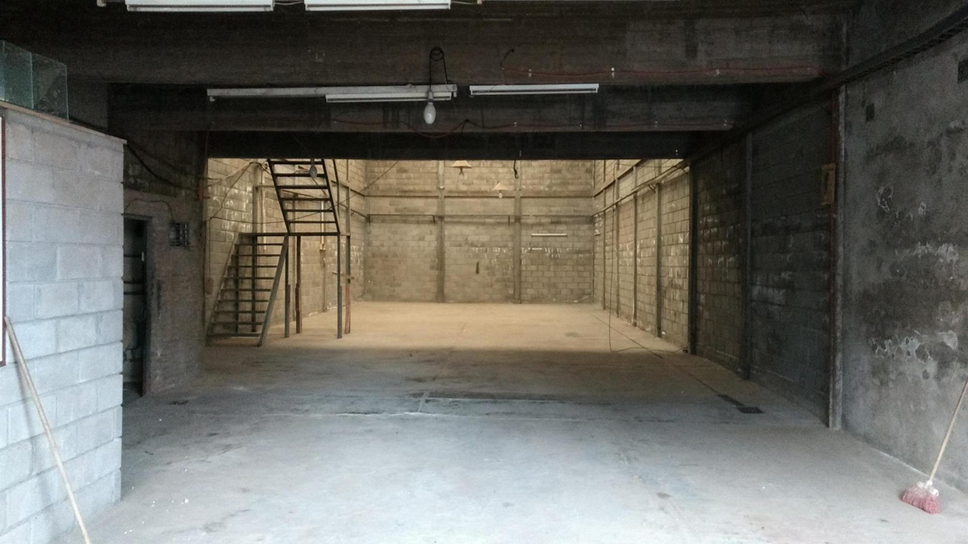 Galpon en Venta en Billinghurst, USD 220.000