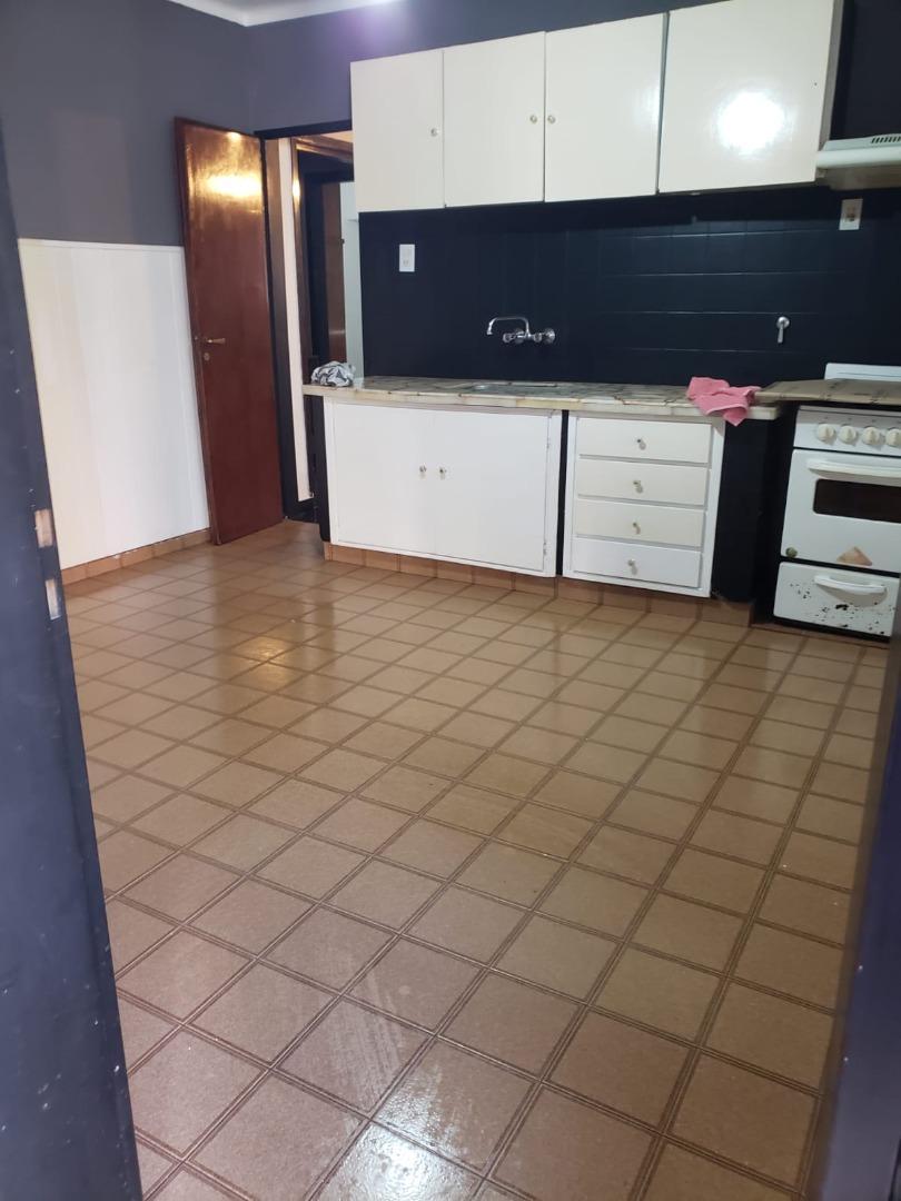 VENTA CASA 3 DORMITORIOS- TANDIL