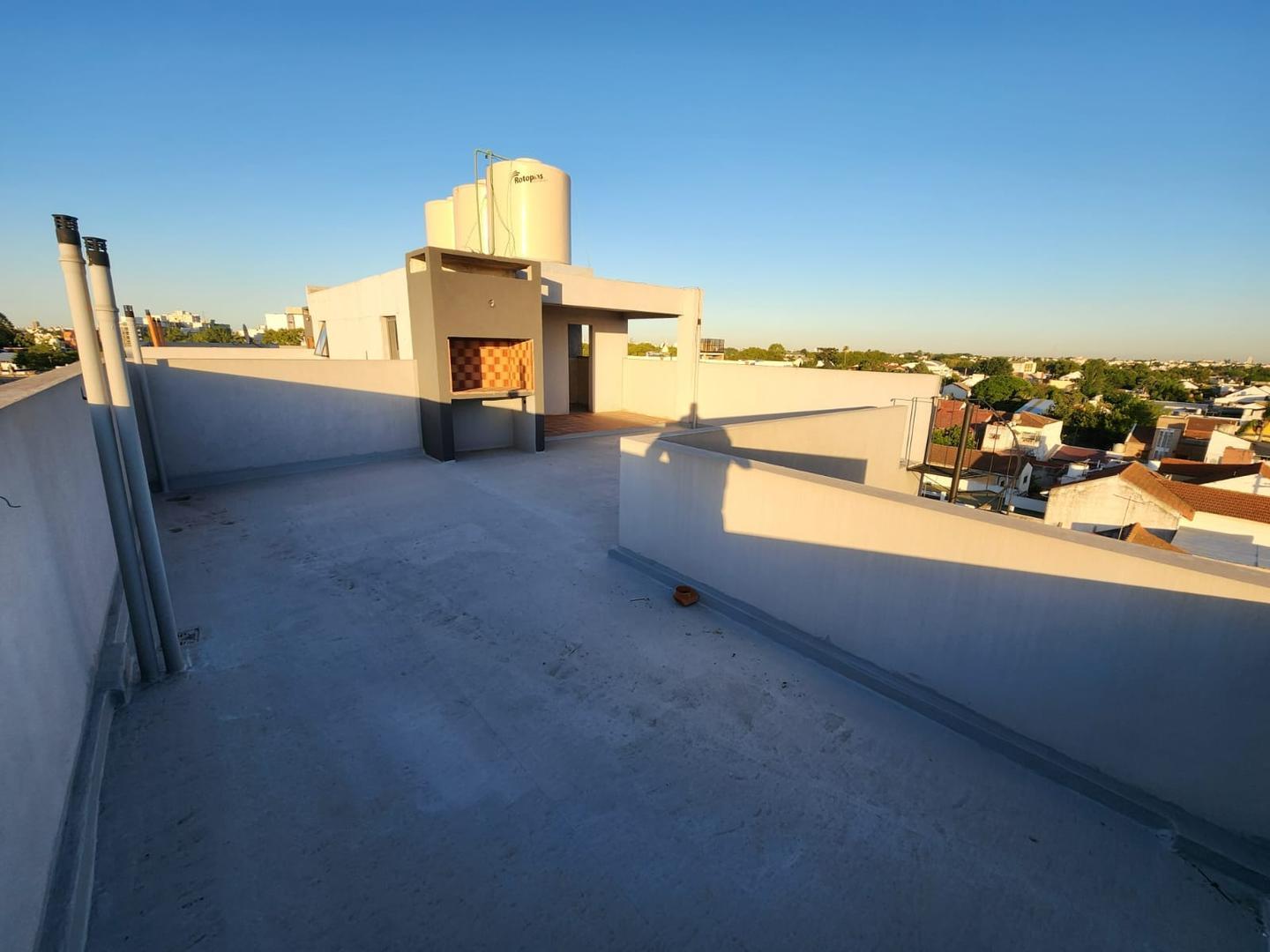 Departamento 3 ambientes con 2 baños