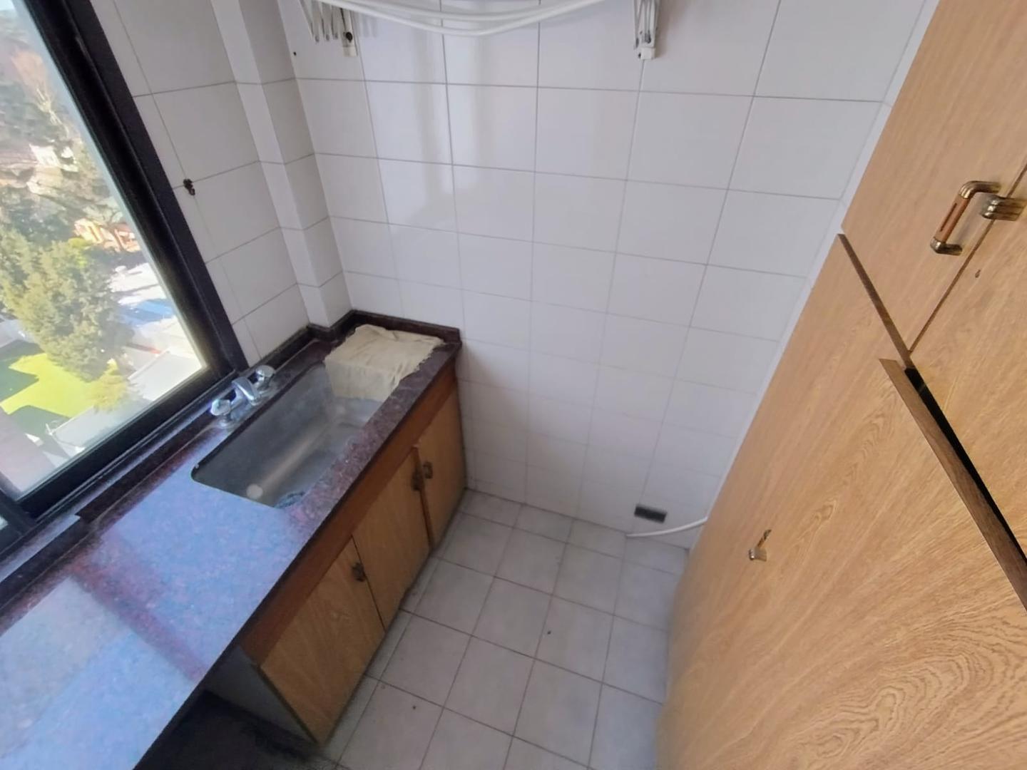 Departamento en Alquiler en Monte Grande, $ 900.000