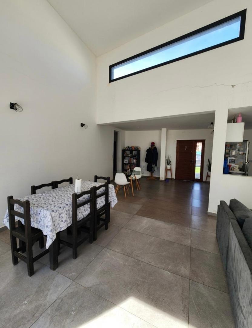 CASA EN VENTA SANTA EMILIA