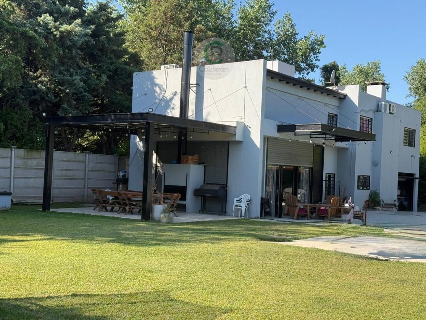 Casa en Venta en Francisco Alvarez, USD 290.000