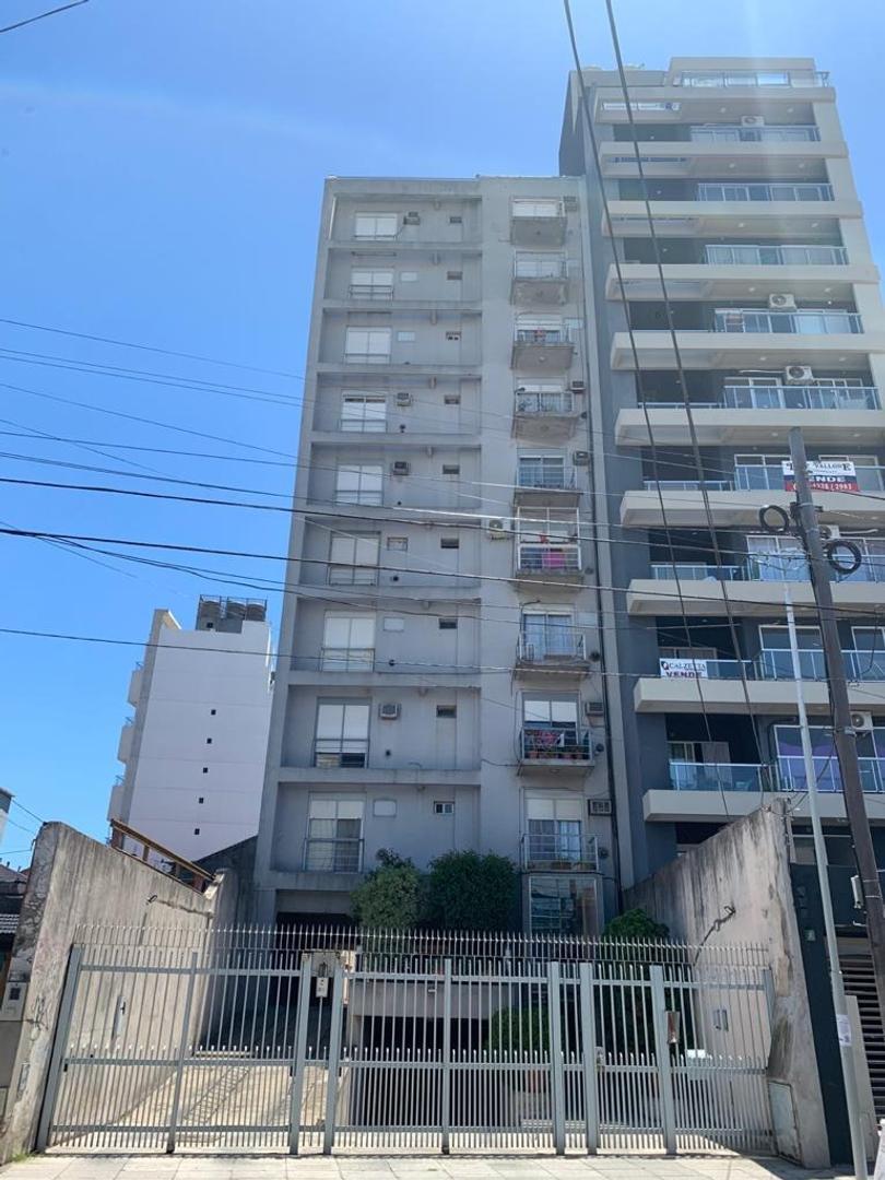 Dr A Alsina 285 , Piso 9