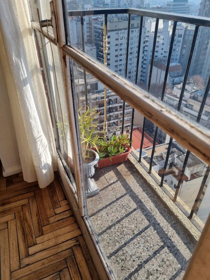 Zabala 1700, Piso 20