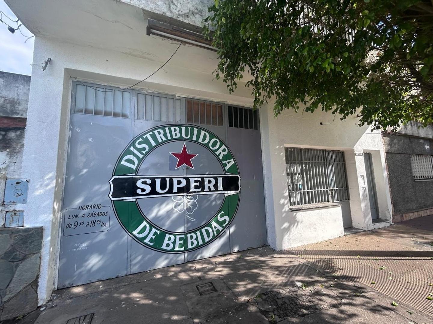Superi 1500, Esquina Union, galpon + local, mas departamento