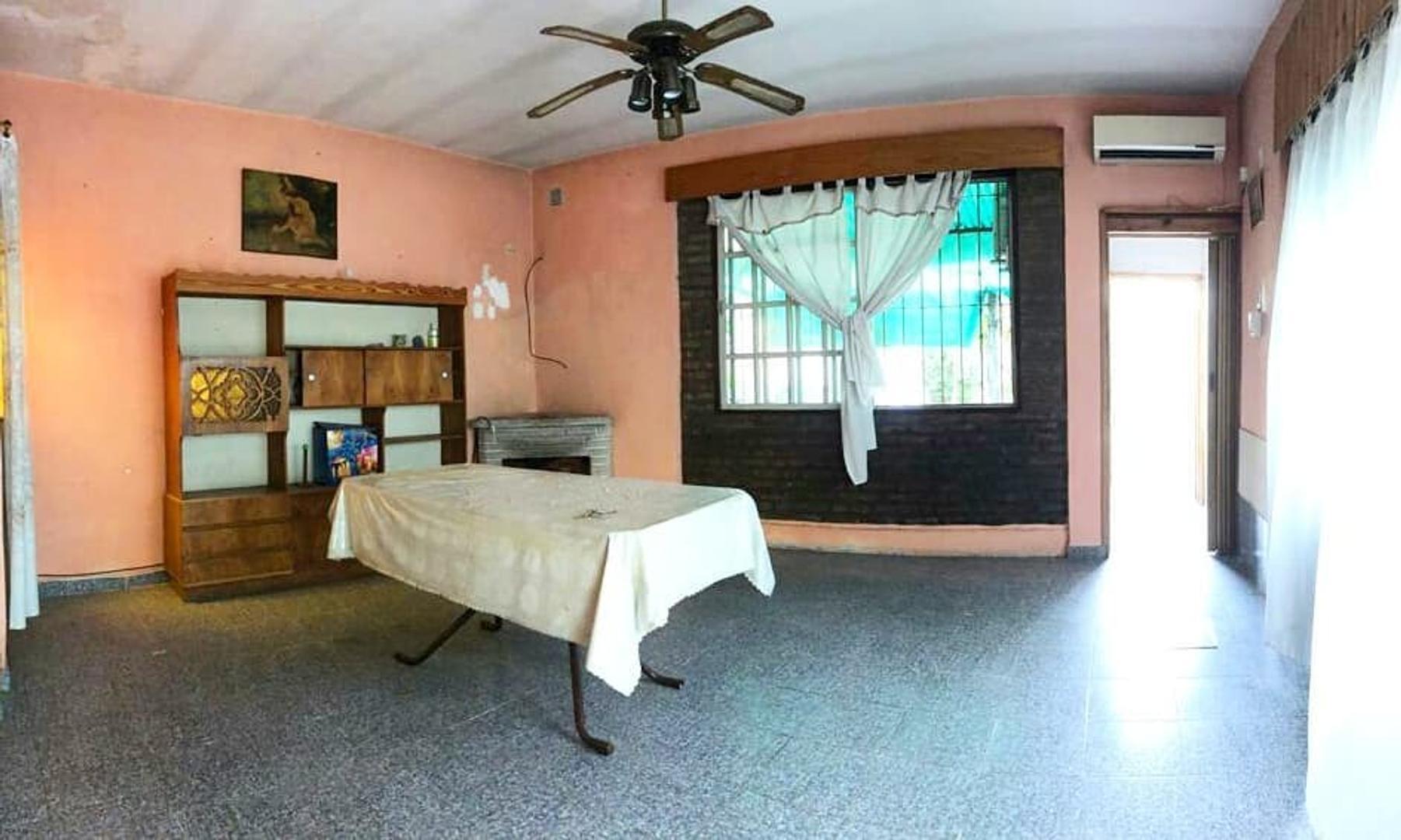 Casa 3 ambientes con 1 baño