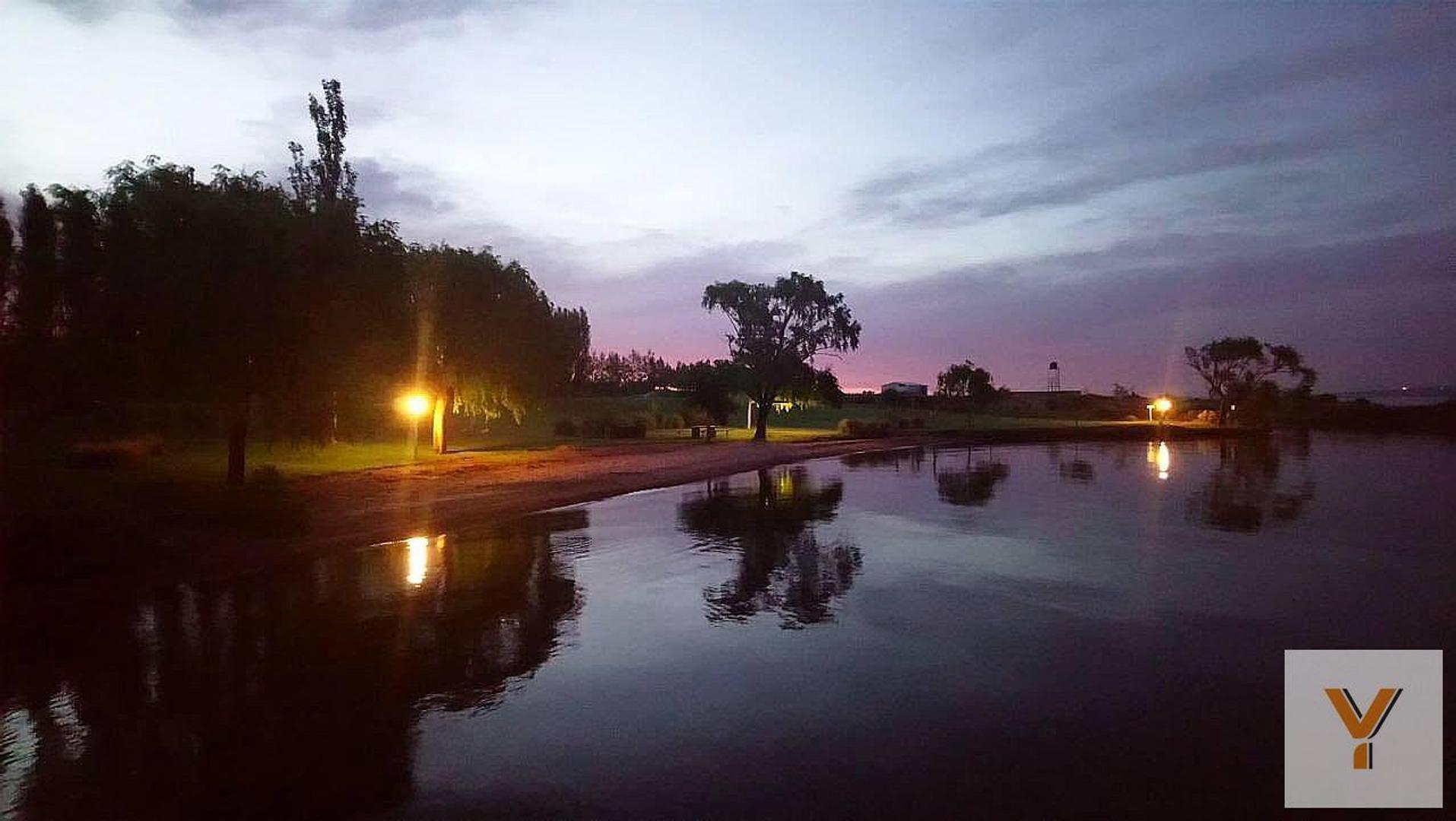 La Península - Pueblo de Viñas