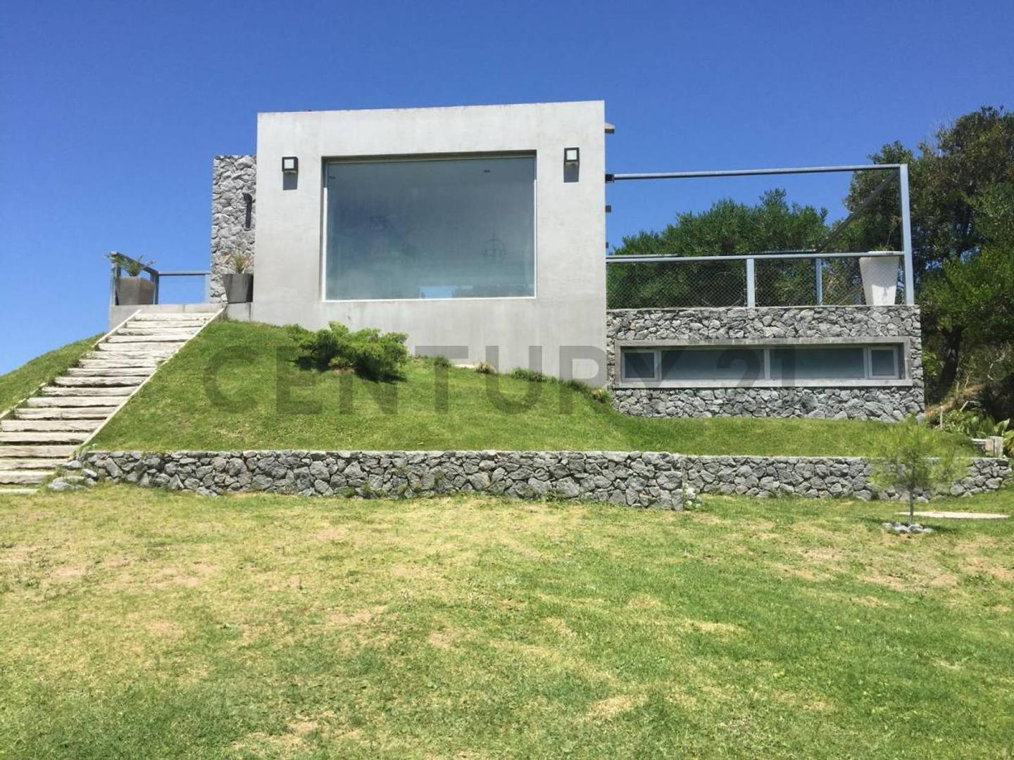 CASA EN VENTA EN COSTA ESMERALDA