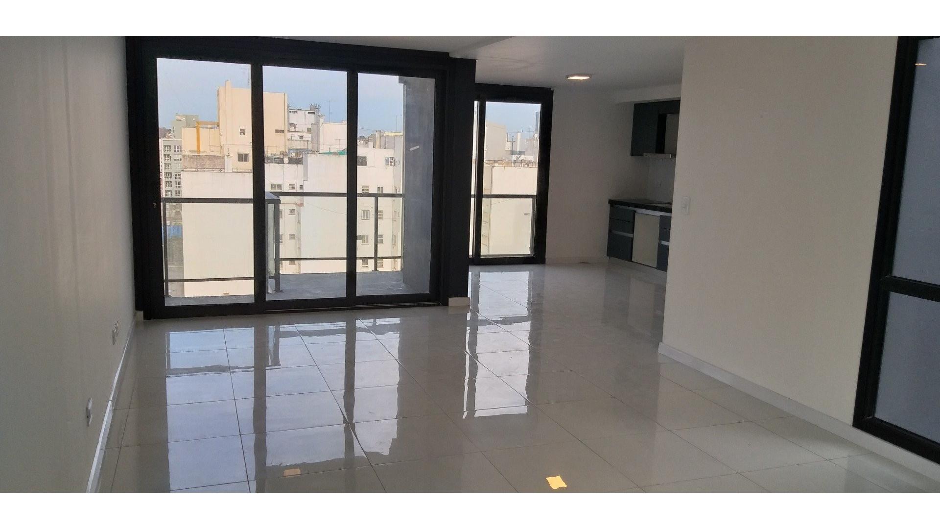 Semipiso de 3 ambientes - Falucho 1400