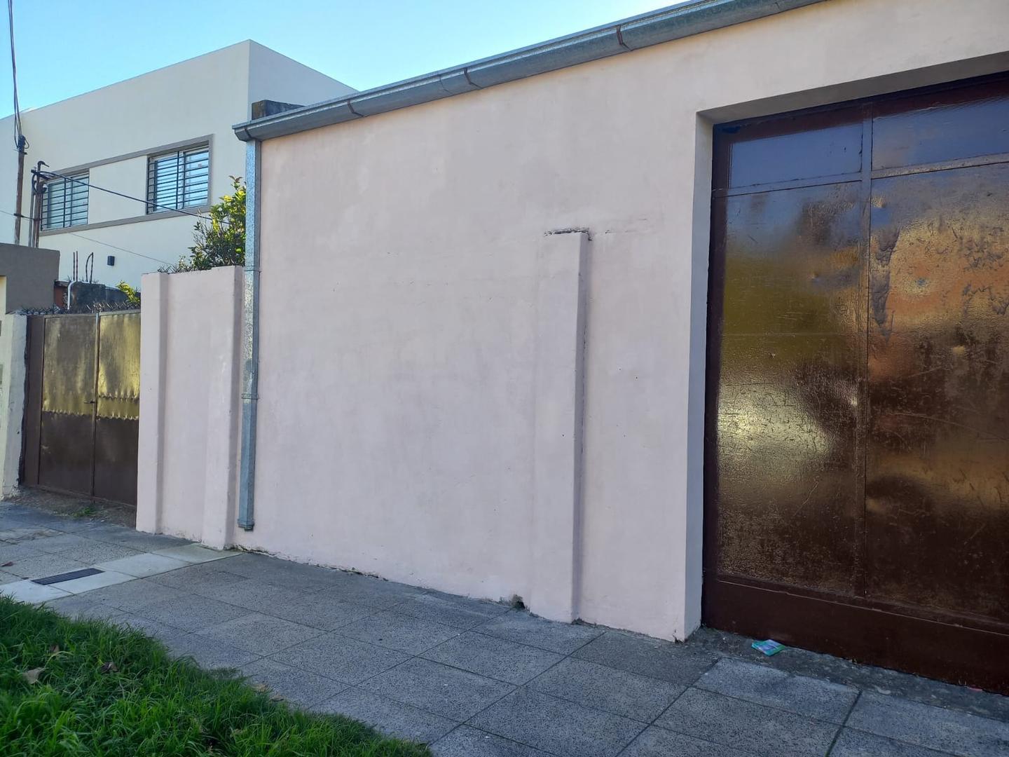 Galpon en Venta en El Palomar, USD 100.000