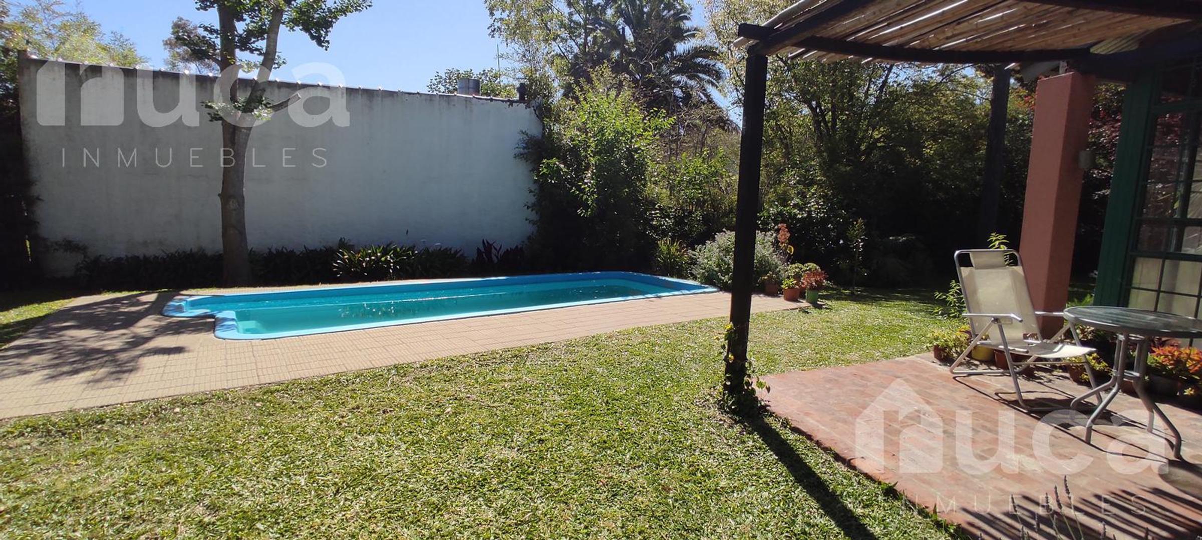 ALQ VERANO | Pintoresca casa con bello Jardin y Pileta en La Bota, Benavidez