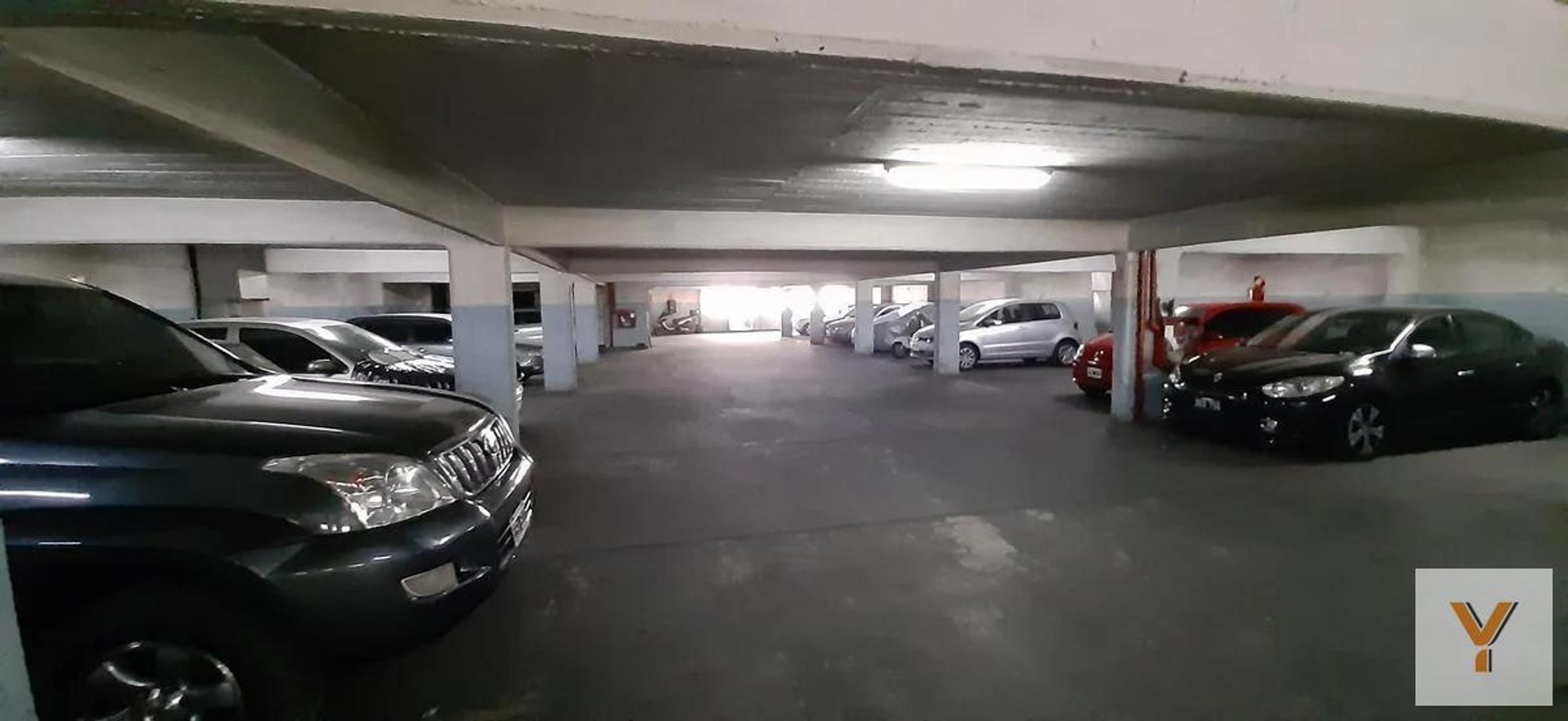 Cochera en venta - 12Mts2 - Caballito