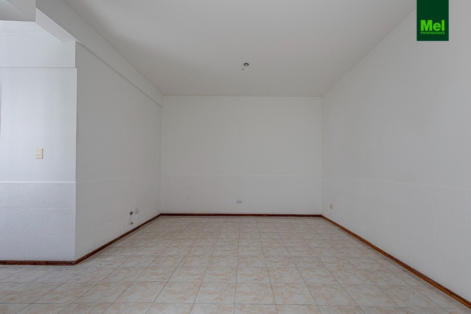 Depto Tipo Casa en Alquiler de 2 ambientes