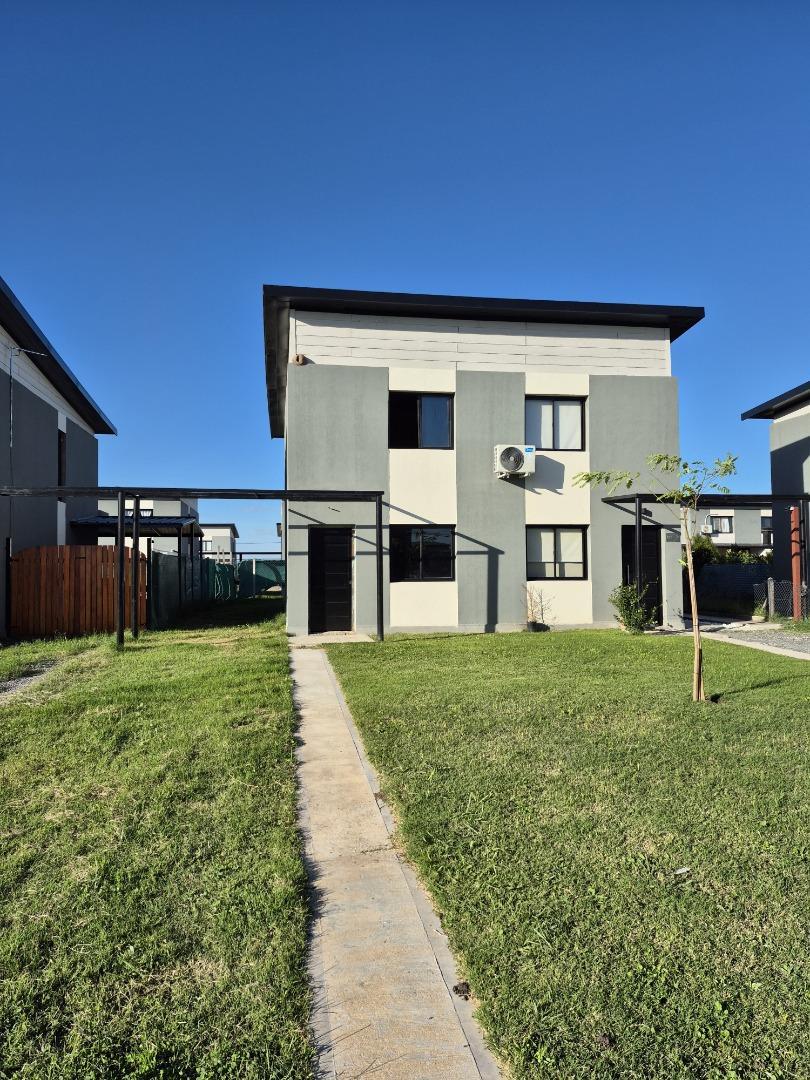 Casa en Alquiler de 2 dormitorios