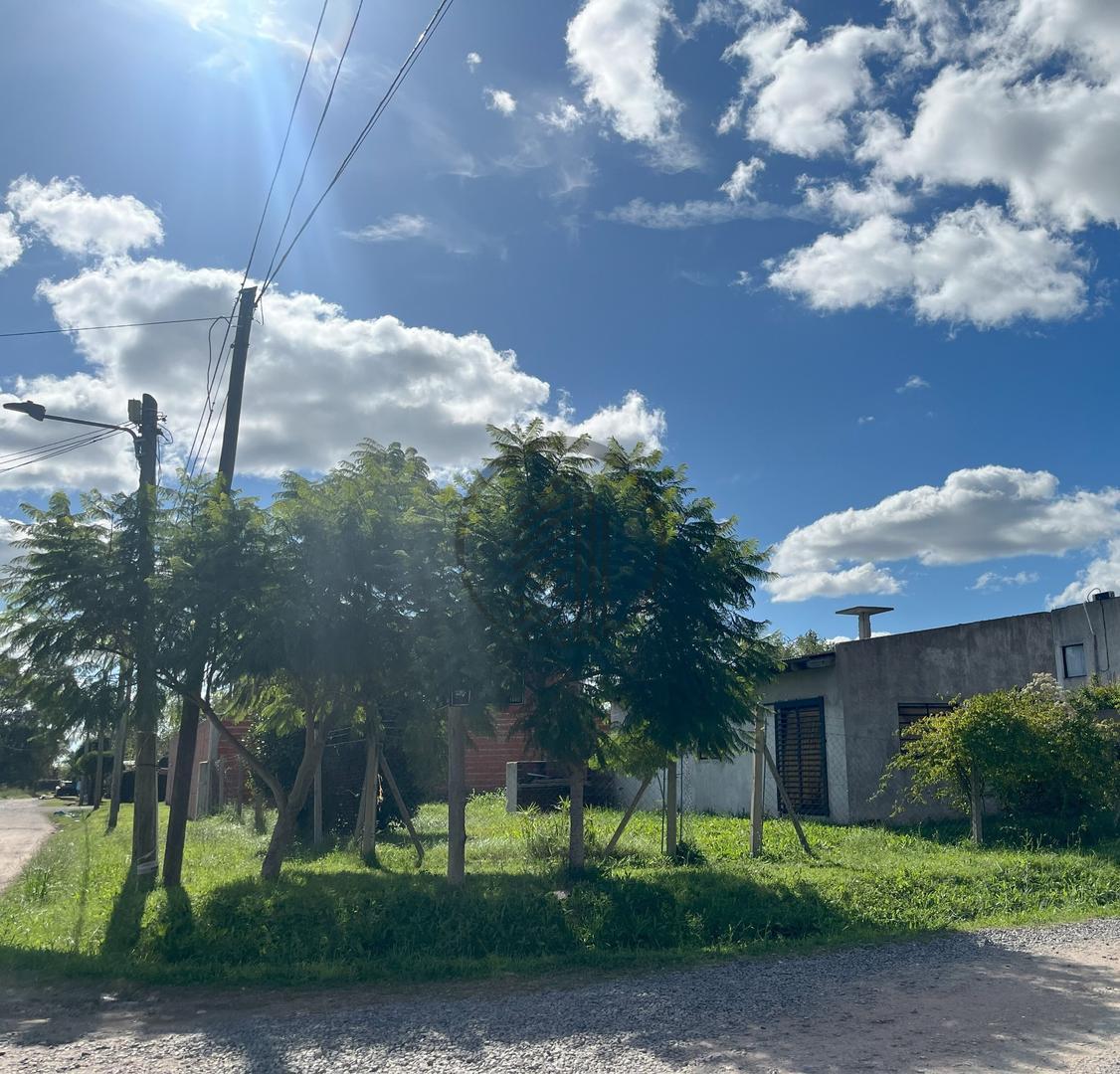 Casa 2 ambientes con 1 baño