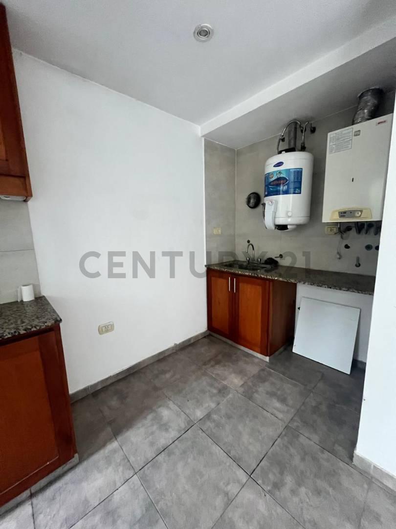 Casa Tipo Duplex de 3 dormitorios en Venta en Gonnet