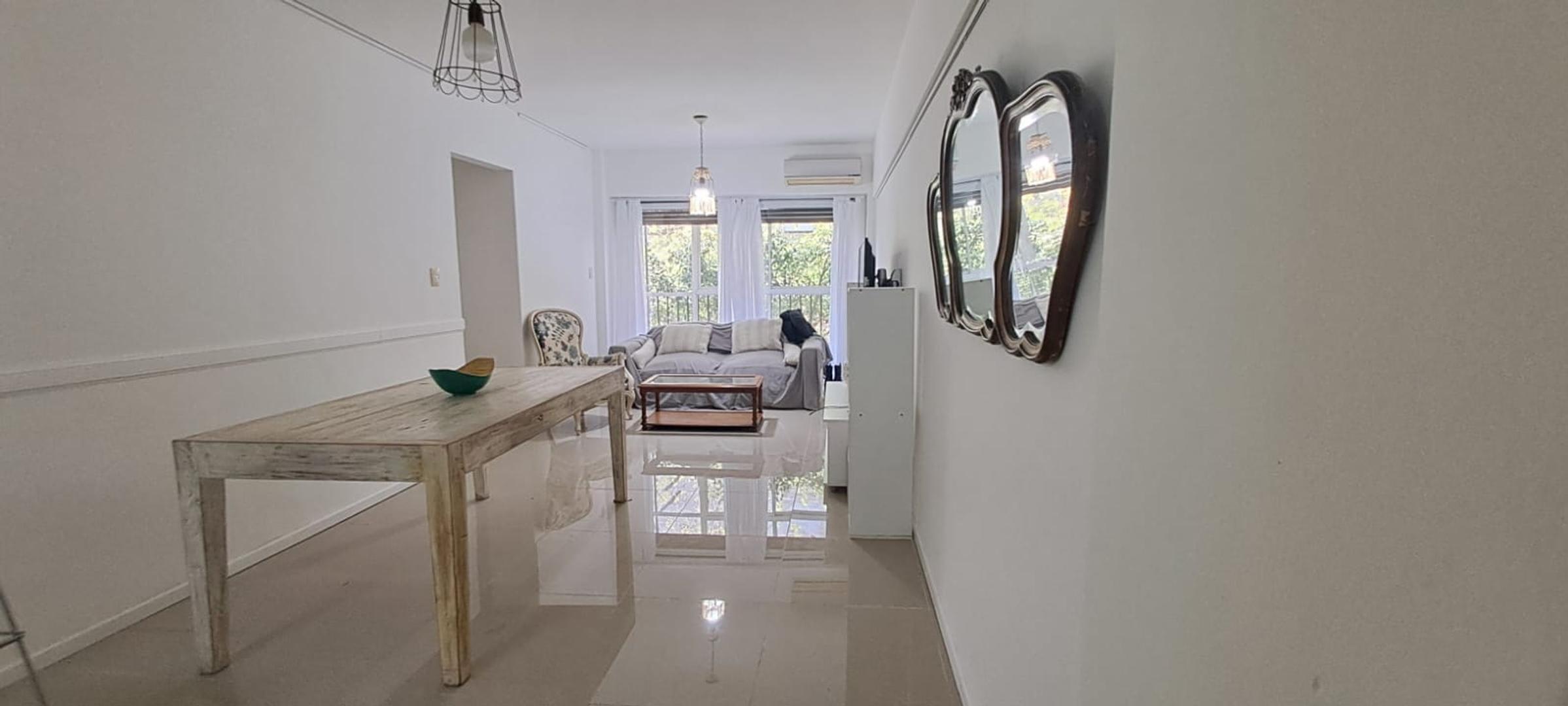 Departamento 4 ambientes con 2 baños