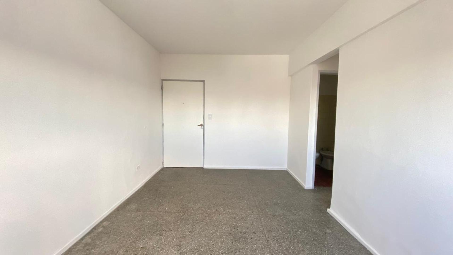 Departamento en Alquiler en Caballito, $ 650.000