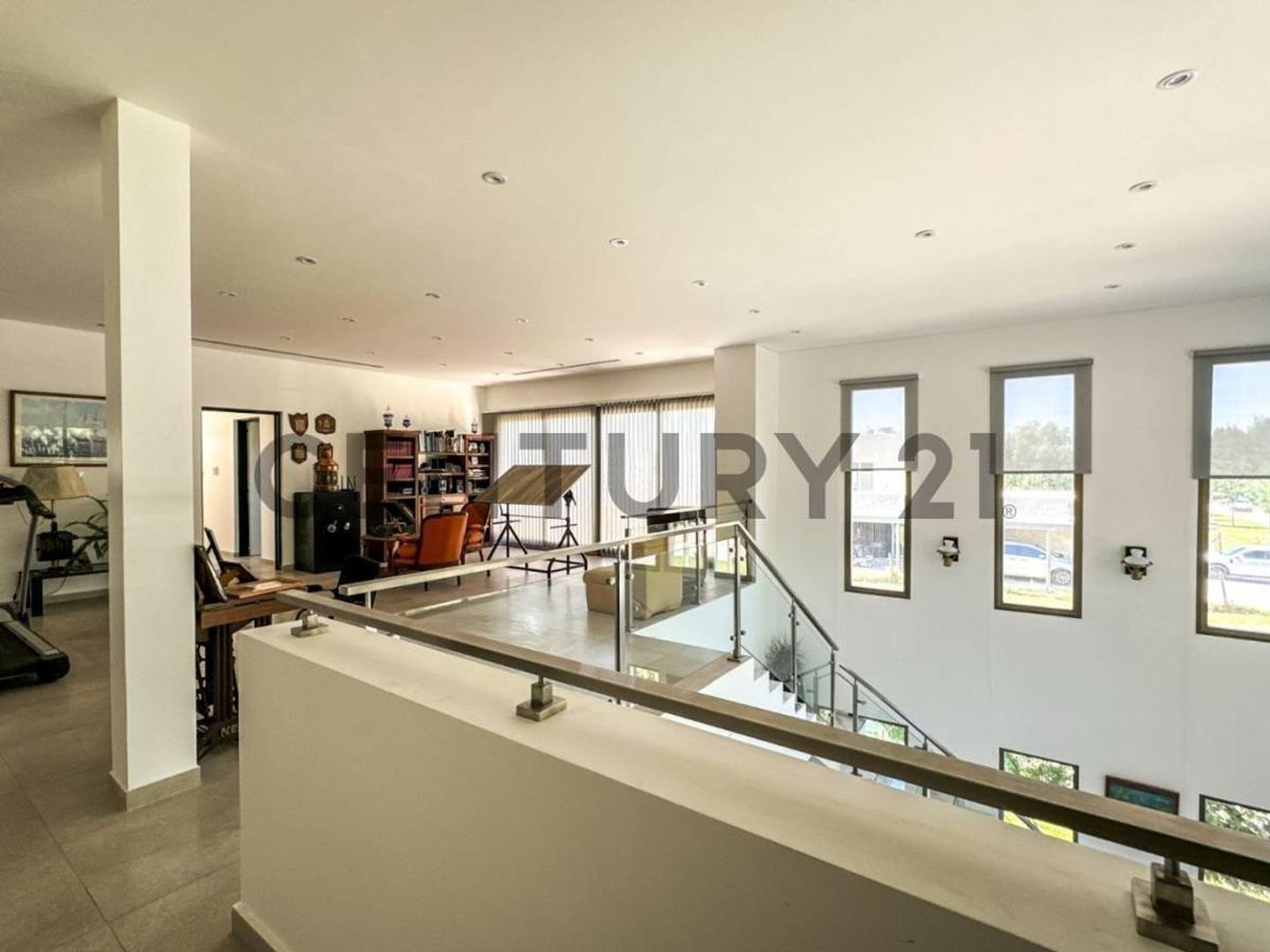 Casa en Alquiler de 5 dormitorios