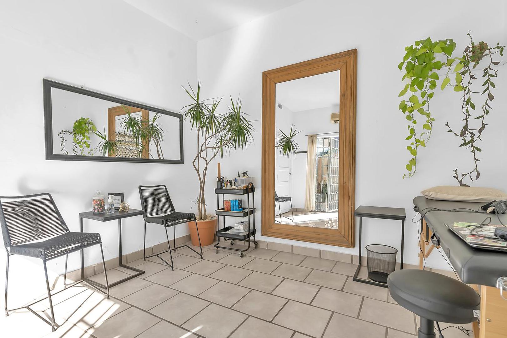 España  al 900 - Bajo San Isidro