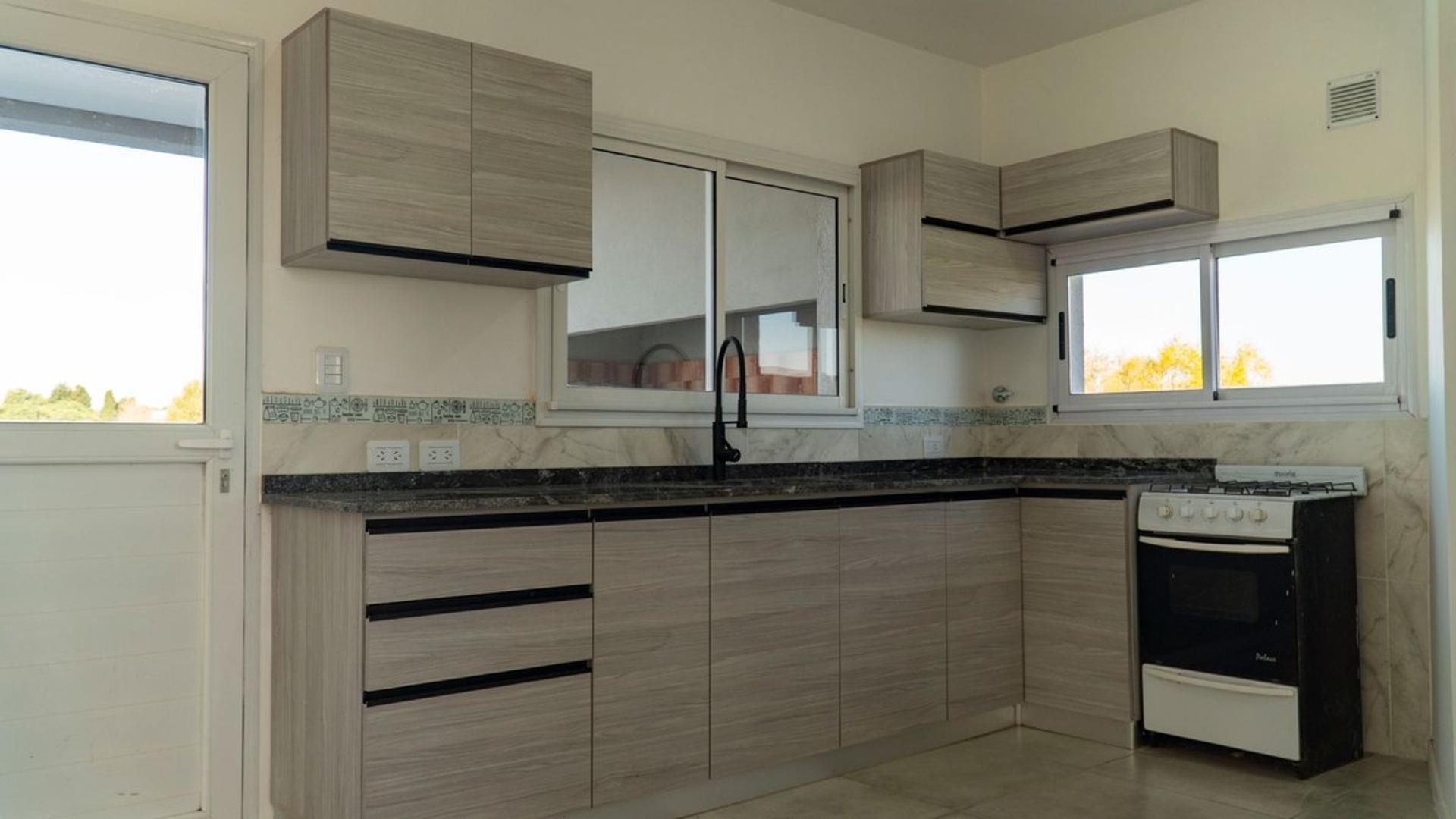 Casa en Alquiler en Countries y Barrios Cerrados en Pilar, USD 1.500