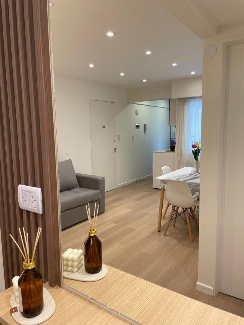 Santiago Del Estero 1718 , Piso 4