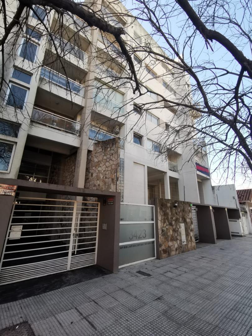 Departamento en duplex 2 y 1/2 amb 2 baños balcon