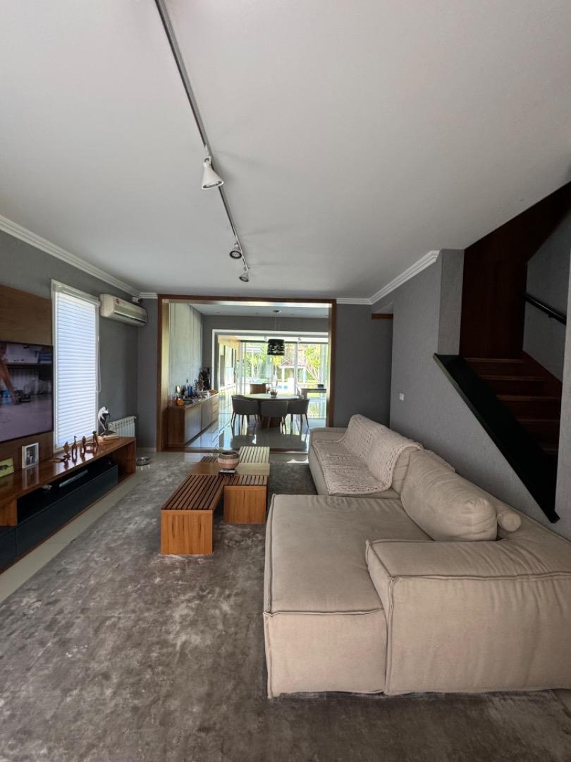 INCREIBLE CASA EN VENTA EN CAMPOS DE ÁLVAREZ