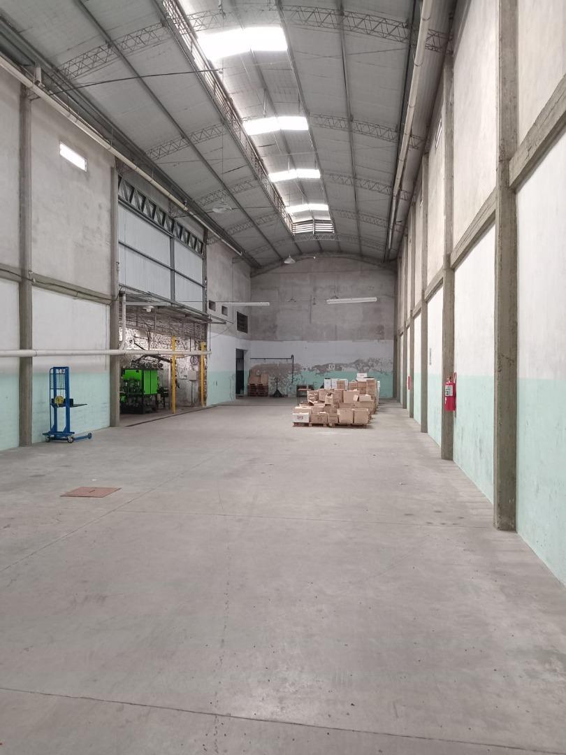 Galpon en Venta en Lanus, USD 250.000