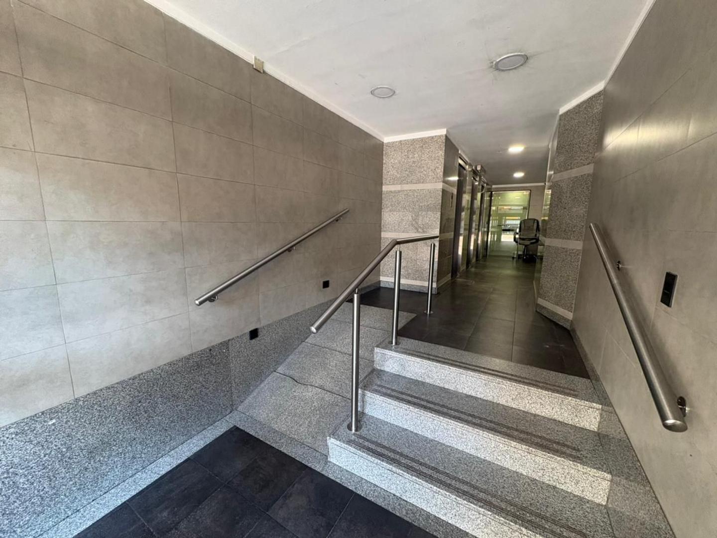 CABILDO 2400, Piso 7