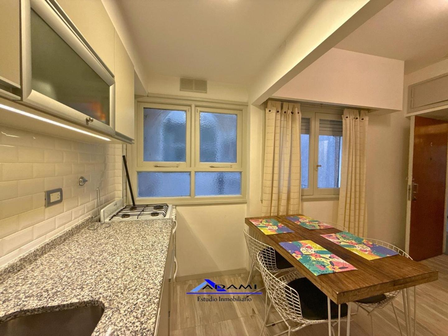 Departamento en Venta en Plaza Colon, USD 56.000