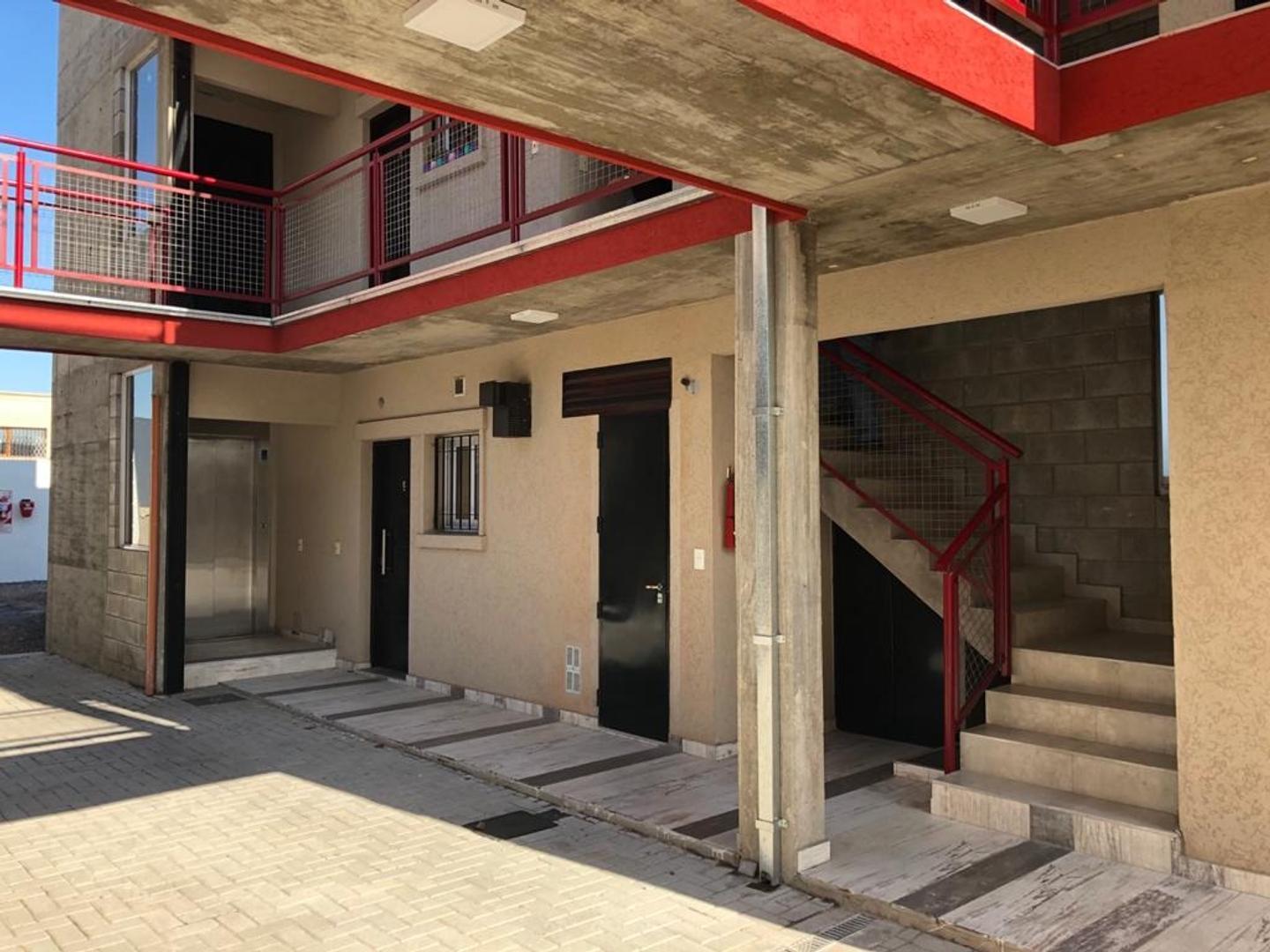 Hidalgo 1800, Piso 1