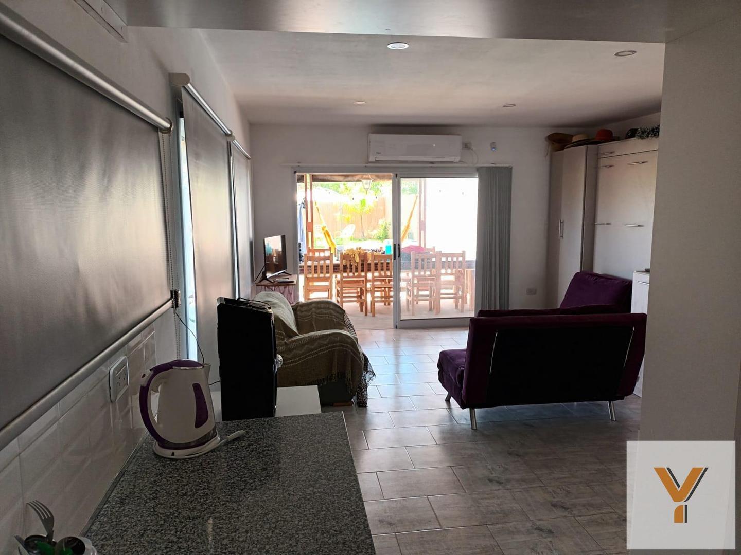 Casa en alquiler - 1 Ambiente - Villa Parque Sicardi, La Plata