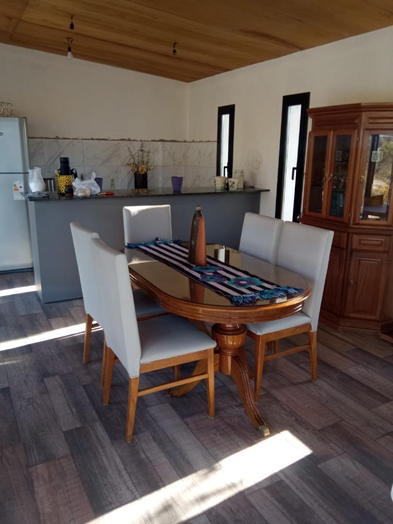 Casa 3 ambientes con 1 baño