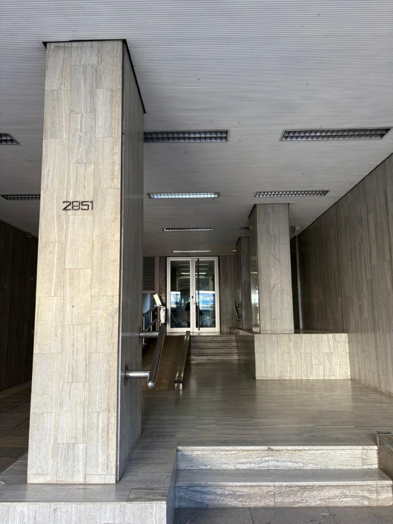 DEPARTAMENTO SEMIPISO EN 1 ER PISO