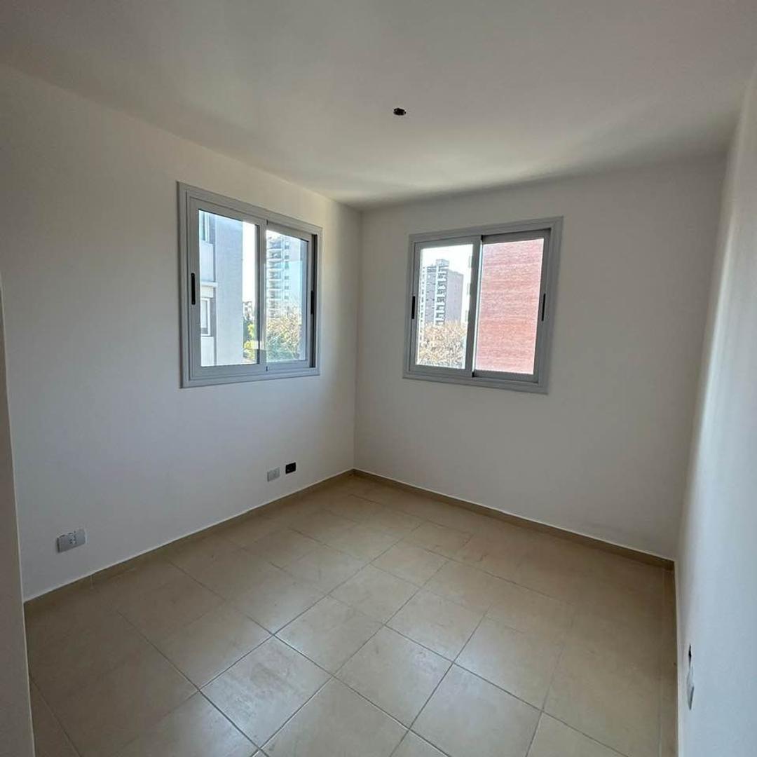 Departamento en Venta en Monte Grande, USD 109.000