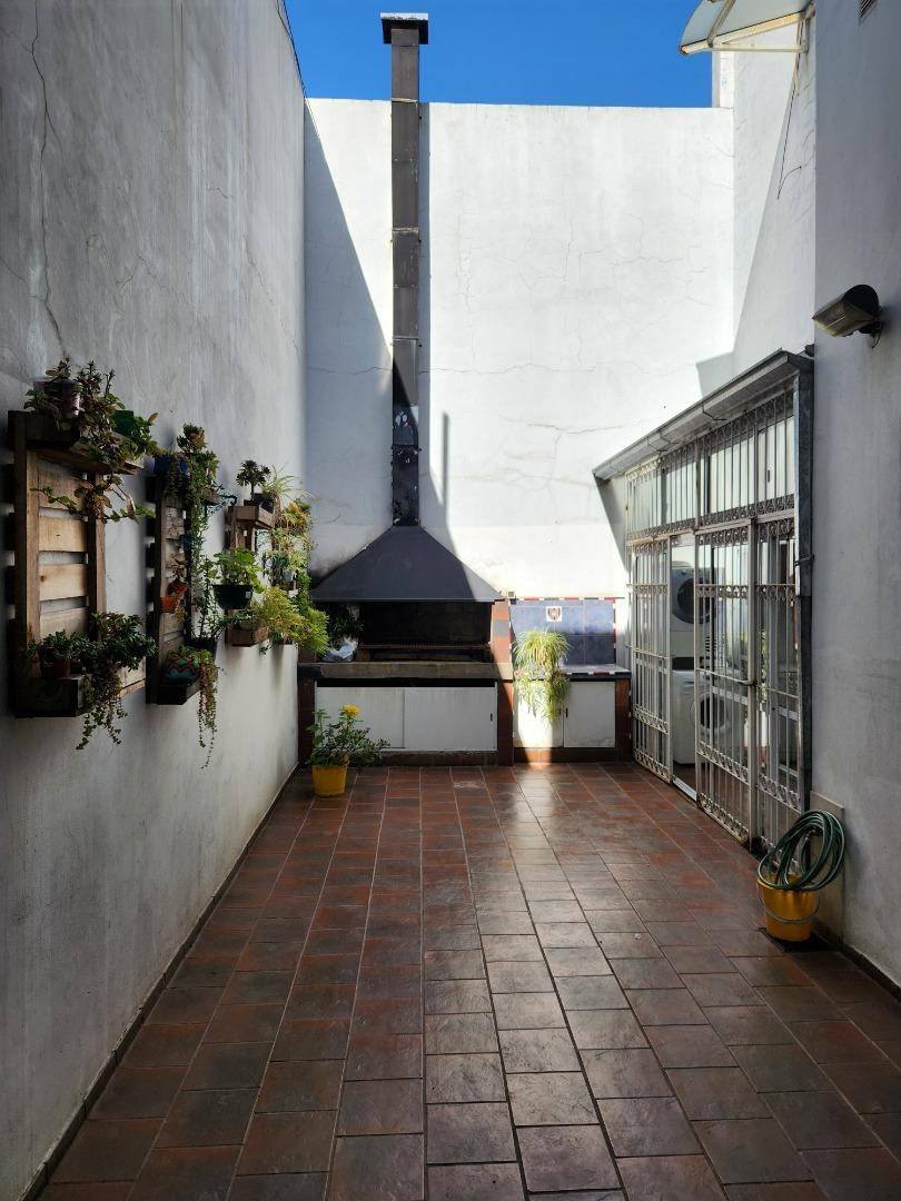 VENTA CASA 4 AMB C/COCHERA