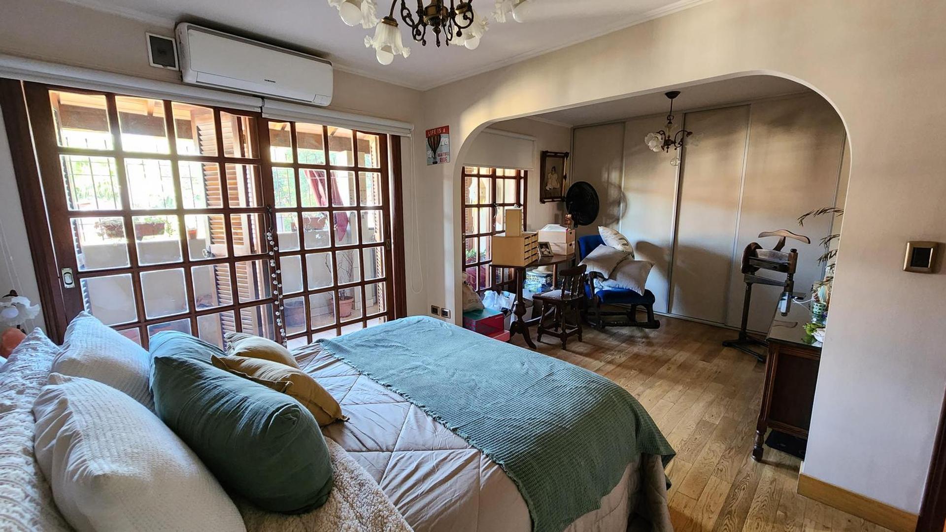 Depto Tipo Casa en Venta de 4 ambientes