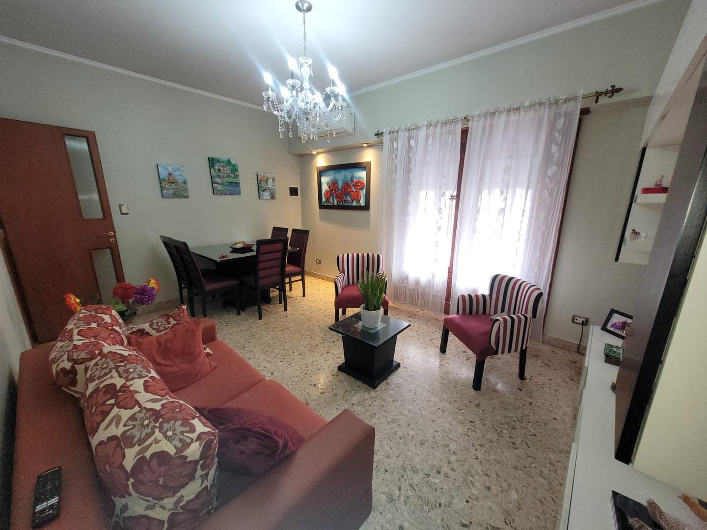 Departamento 2 ambientes con balcón