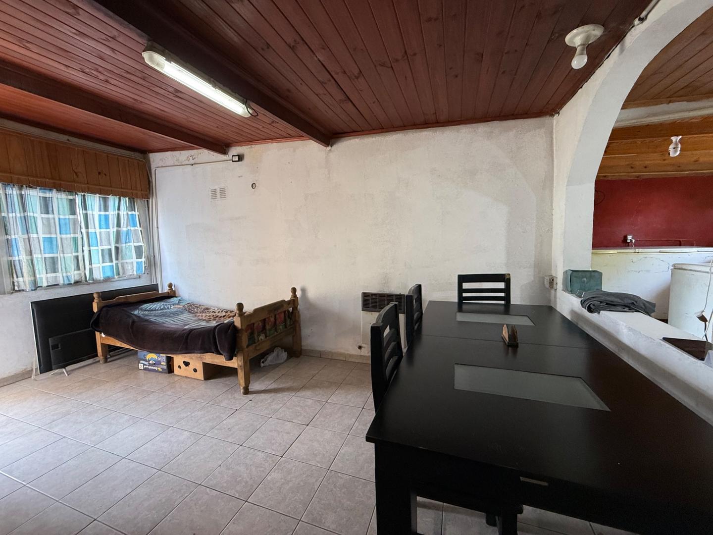 Casa 3 ambientes con 1 baño