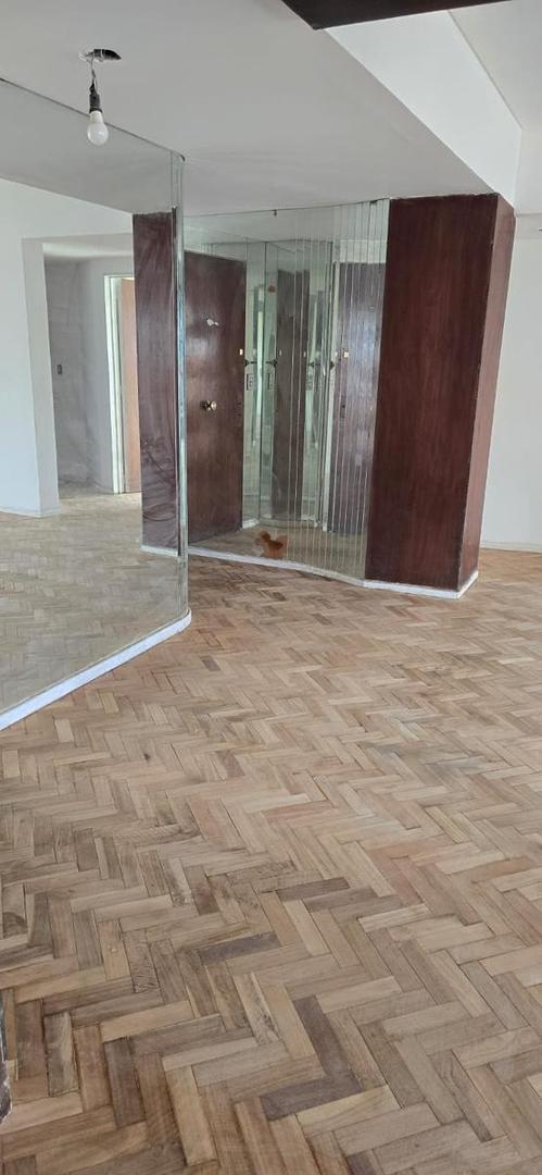 Departamento 5 ambientes con 2 baños