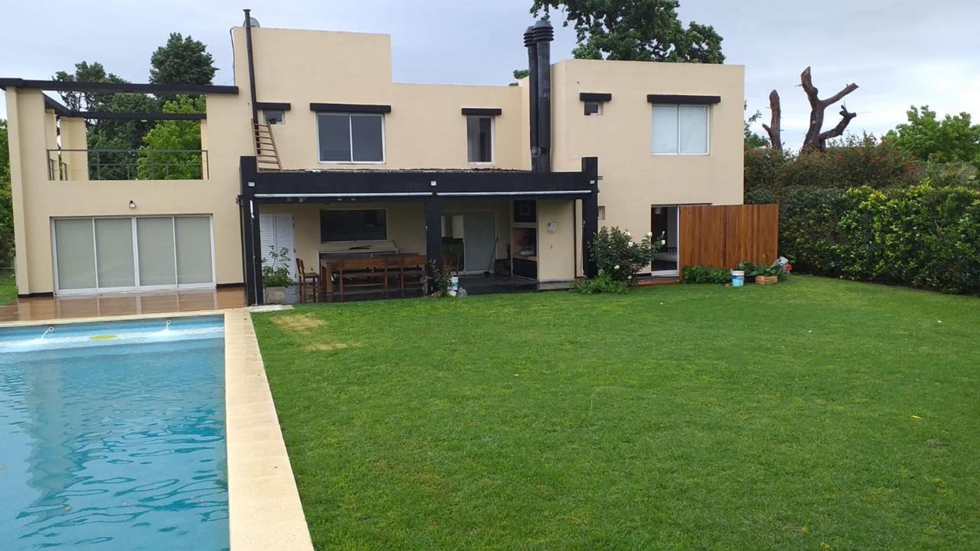Casa en Alquiler de 4 dormitorios